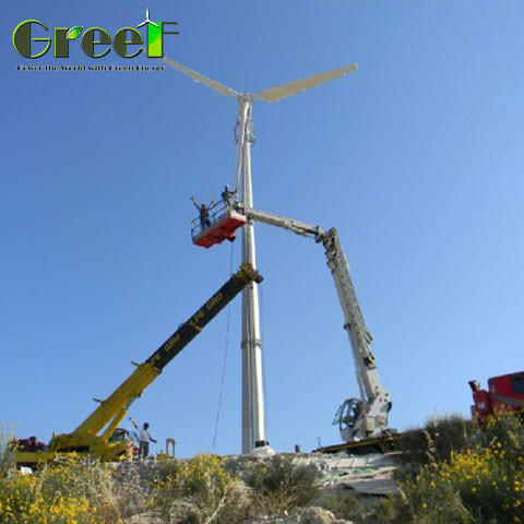 Generación de energía Turbina eólica horizontal con velocidad de viento de corte de 2,5 m/s y longitud de las hojas de 1,6 m de material FRP*3