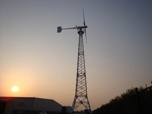 Solución de sistema híbrido de energía completa solar eólica para uso doméstico, conectado a la red / aislado / híbrido, turbina eólica de eje horizontal 1KW 2KW 5KW