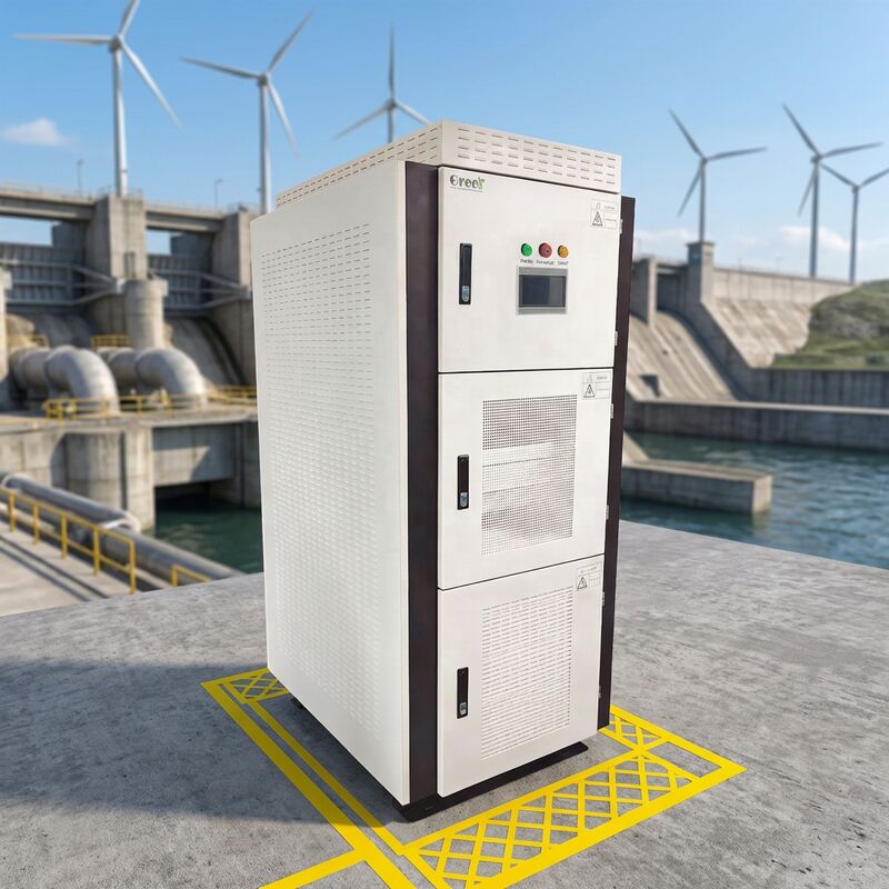 Controlador de red con frecuencia de salida de 50 Hz/60 Hz, rango de voltaje de entrada de CC de 240-550 V y protección IP20 para gestión de energía