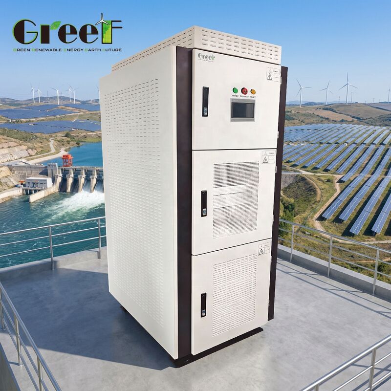 Conversor híbrido de generador con protección IP20 con eficiencia máxima del 95% y pantalla táctil LCD