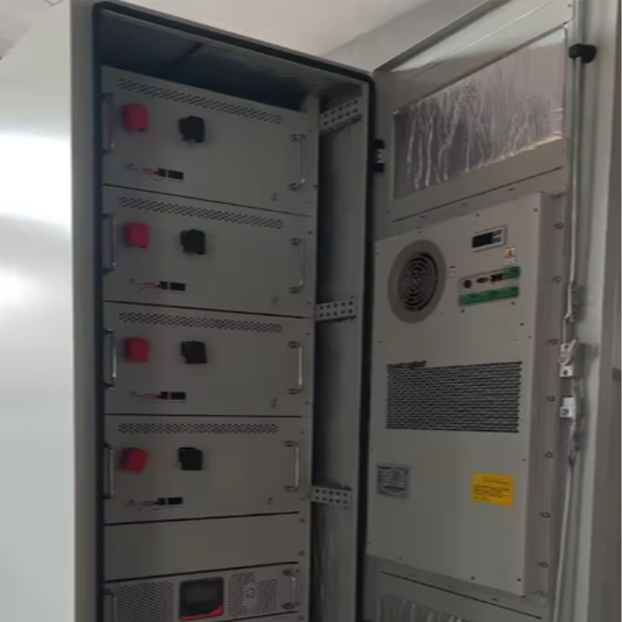 51.2V gabinete de baterías modulares escalables al aire libre con refrigeración por aire industrial para el almacenamiento de energía