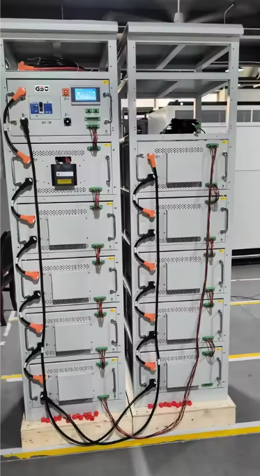 Batería de litio de alto voltaje con 6000 tiempos de ciclo Smart BMS y tamaño personalizado para soluciones de almacenamiento de energía