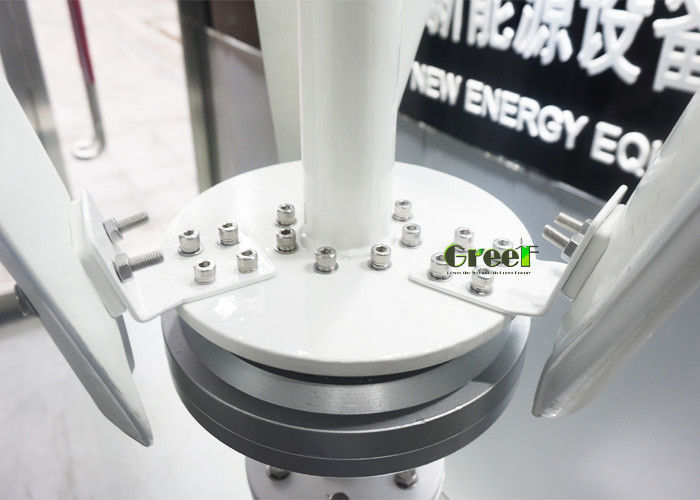 20 años de vida útil Turbina eólica de eje vertical Solución sostenible y segura para la energía renovable